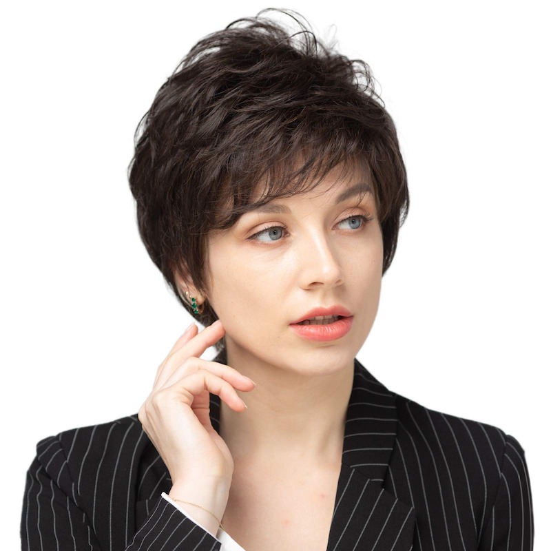 Korte donkerbruine synthetische pruiken voor dames en Lady Pixie Cut dagelijkse pruik